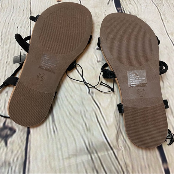 Torrid NWT Black Gladiator Sandals 8 Wide - Picture 5 of 7